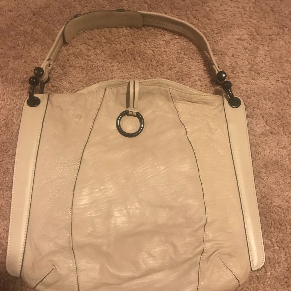Leather shoulder bag